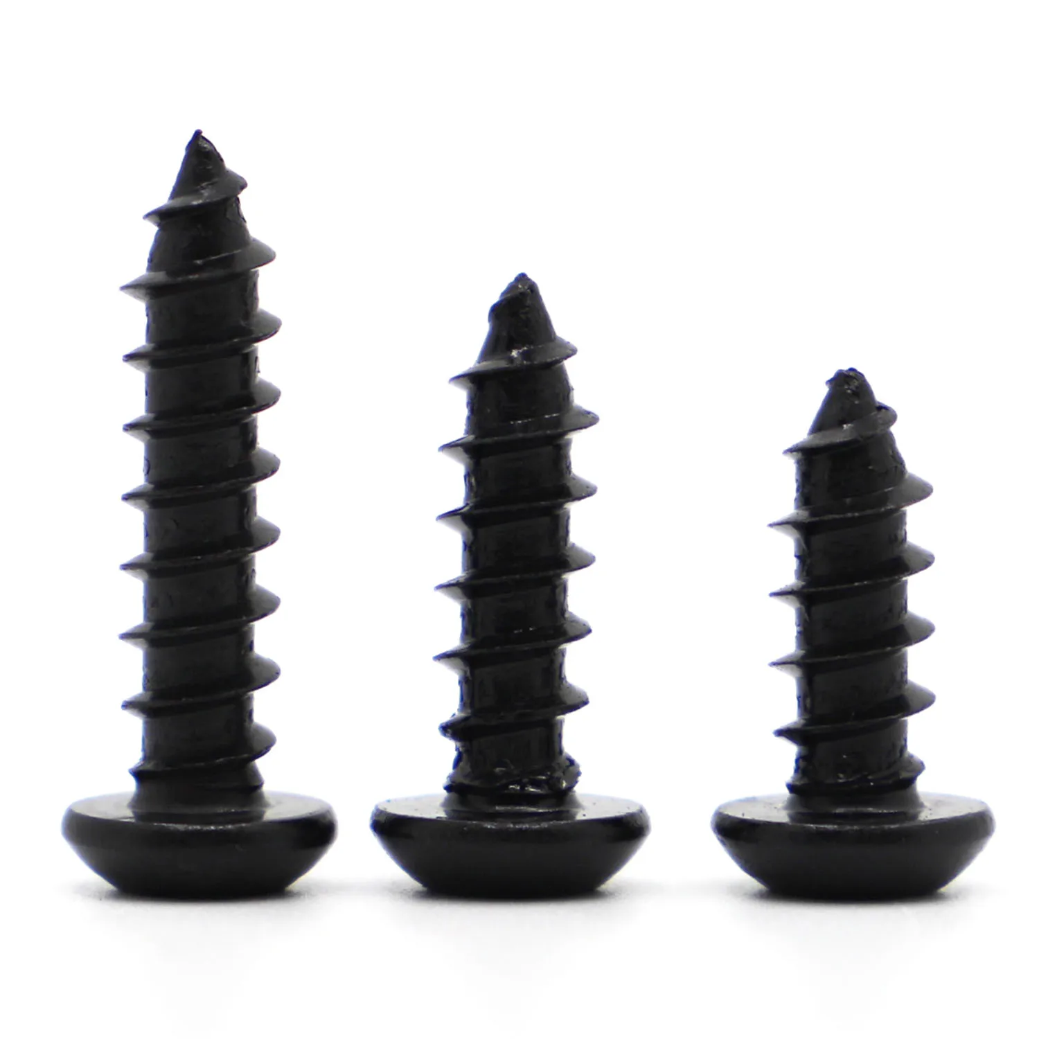 Саморез с шестигранной головкой и цилиндрической из углеродистой стали класса 8.8