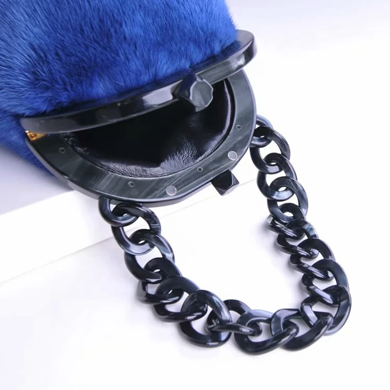 

2021 New Women's Real Mink Fur Handbag Plush Bag Winter Messenger Bag Warm Shoulder Bag S7974