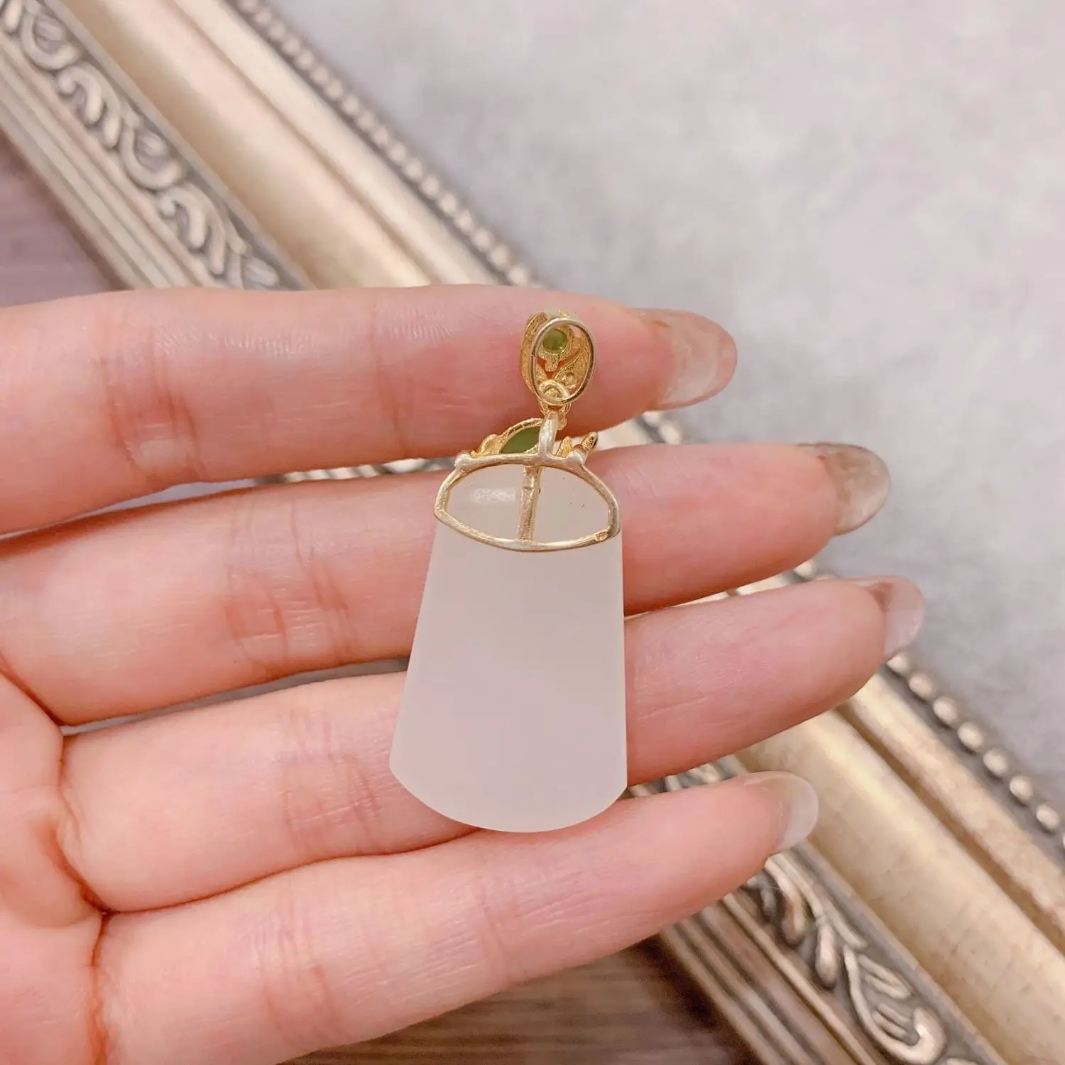 

S925 Sterling Silver Inlaid Natural White Jade Tranquility and Peace Plate Pendant Pendant Ladies' Pendant Refined Grace