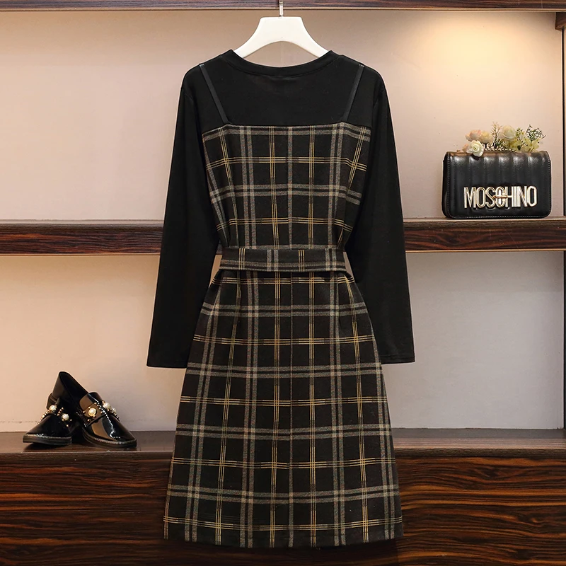 Женское платье с завышенной талией двойка в клетку фальш вставкой и поясом стиле