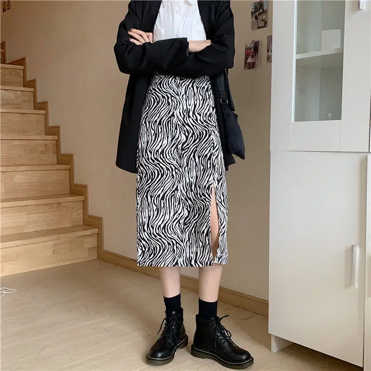 

Women's Summer Skirt Zebra Stripe High Purse Hip Skirt Slim A-line Longuette Seasons 2021 New Fashion Clothing Wholesale