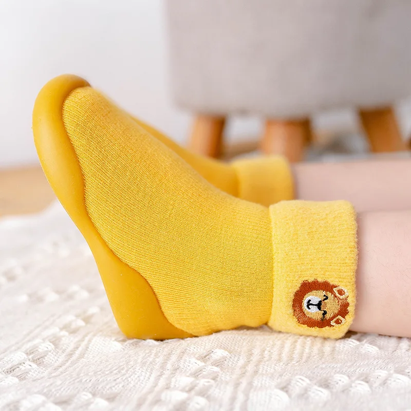 

Embroidery Winter Kids Warm Snow Shoes Socks Infant Boys Brushed Thick Sock Shoes Baby Girls Booties Soft Soles Toddler Shoes