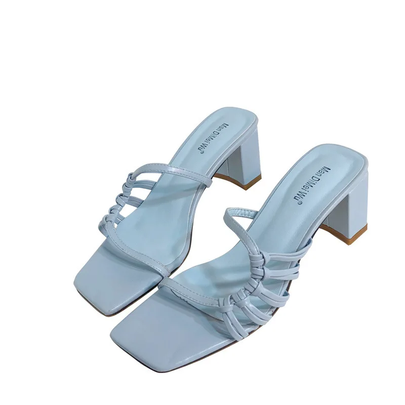 

2020 summer new Korean thick heel high heel woven one line slippers