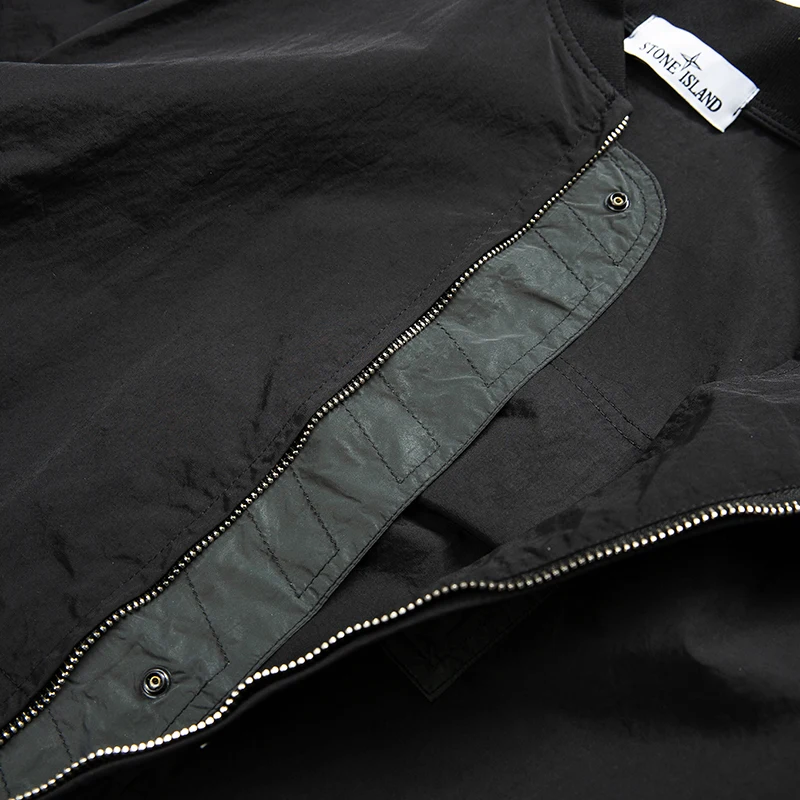 

Spring and autumn 2020 new simple fashion jacket reflective splicing jacket zipper loose jacket side seam pocket jacket