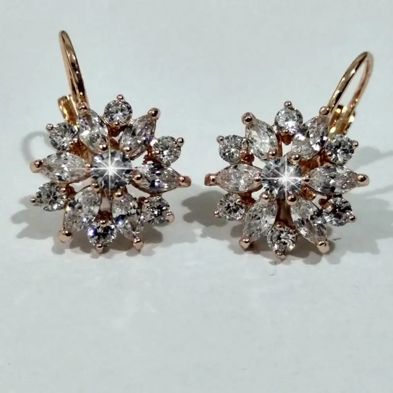 Женские серьги-гвоздики из циркония