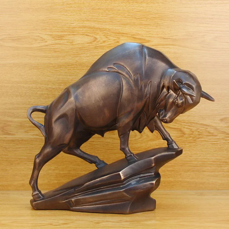 

European imitation copper bull statueDomineering animal modern art sculpture Home living room office decoration statue