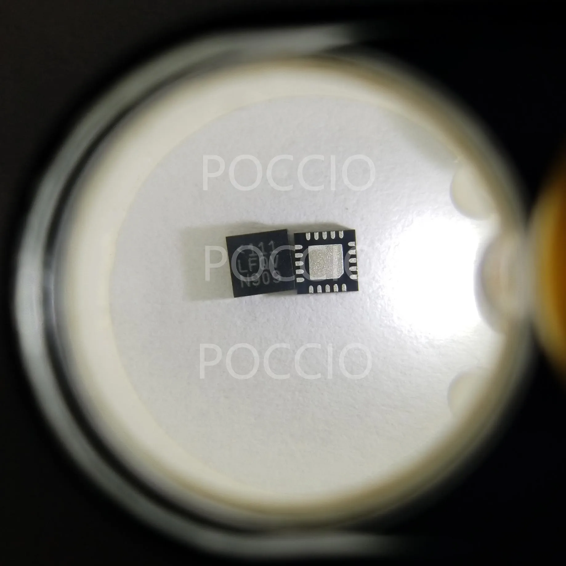 LTC2995CUD LTC2995IUD LTC2995HUD LTC2995 датчик температуры и двойной монитор напряжения с