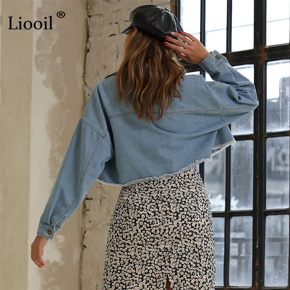 

Liooil Cropped Denim Jacket Washed Whiskering With Pockets Button 2021 Women Streetwear Spring Autumn Boyfriend Blue Coat Casual