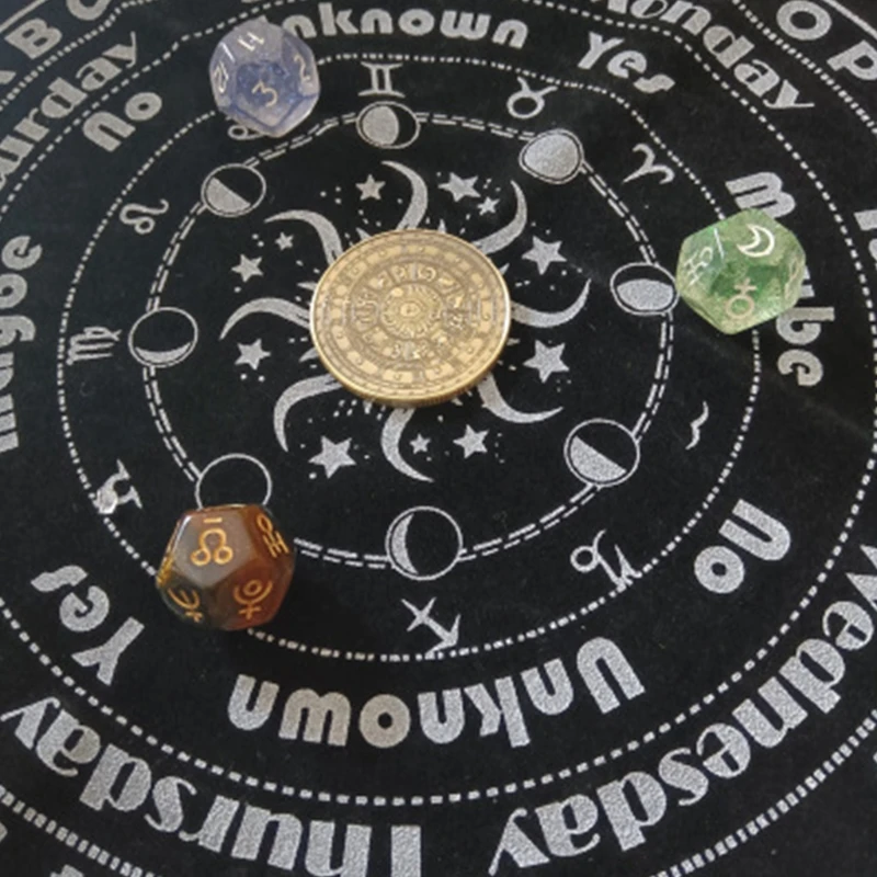 

B36F 30x30cm Art Pagan Altar Cloth Tablecloth Divination Game Card Pad Pendulum Chart Table Cover