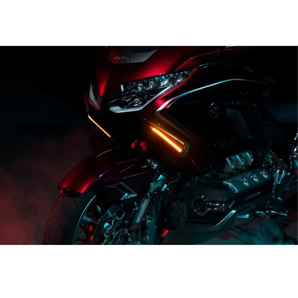 Дешево Комплект СВЕТОДИОДНЫХ указателей поворота для мотоцикла Honda Gold Wing 1800 F6B GL1800, передний сигнал поворота с подсветкой, вентиляционная отделка, ...