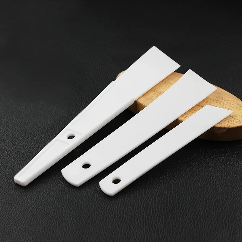 Белый самодельный клей для кожевенного ремесла пластмассовая скрапка мазка 20 40