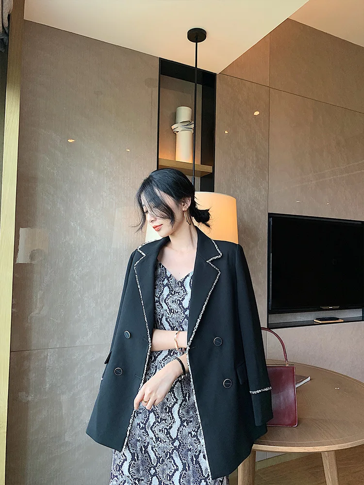 Женский двубортный блейзер с длинным рукавом модельный повседневный черный