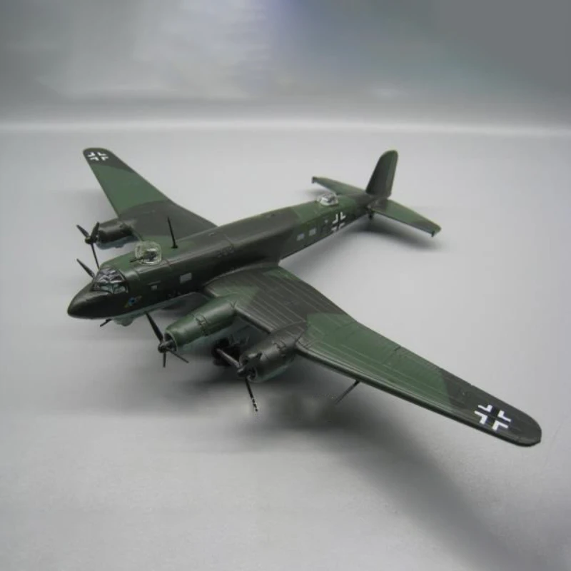 

Diecast Airplane Model 1/144 Scale FW200C-4 CONDOR Bomber Alloy Plane Gift Toy Boy Collection World War II Military Aircraft