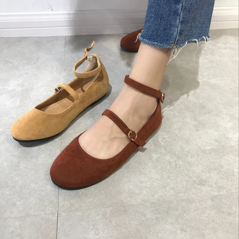 Женские туфли на плоской подошве коллекция 2020 года сезон весна модные новые