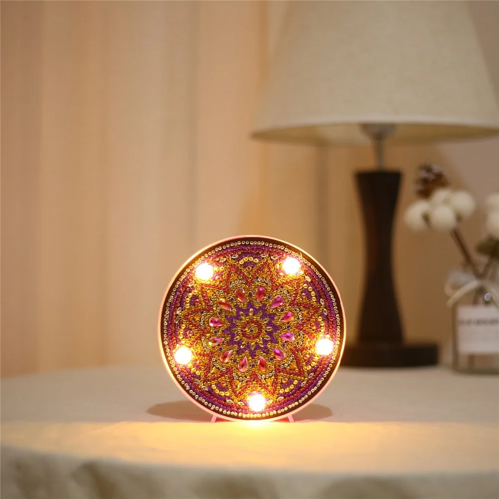 Christmas Hot Sale Round Circle Animal Mandala Landscape Diy Diamond Painting Led Light Lamp On The Table Round Shinny Beads