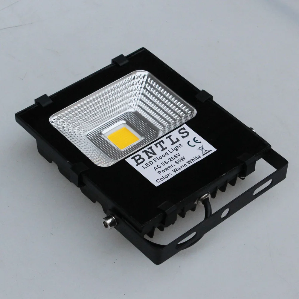 

LED Flood Light 30W 50W 100W 200W Halogen Bulb Equivalent, IP65 Waterproof, 2700K- 6500K, Outdoor Led Lights ( White Light )