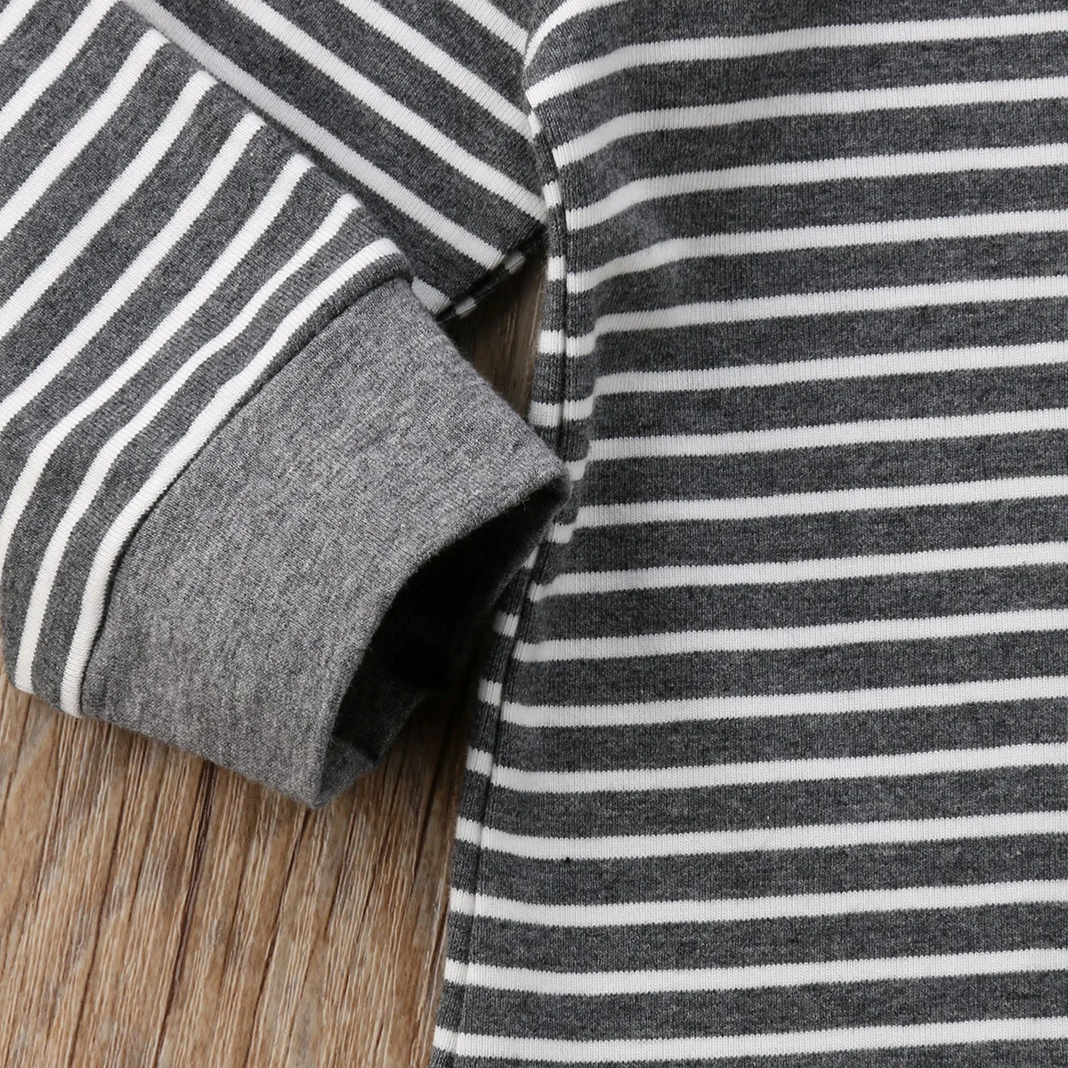 

0-24M Causal Newborn Baby Boy Girl Autumn Winter Long Sleeve Striped Hooded Romper Outfits Warm Clothes