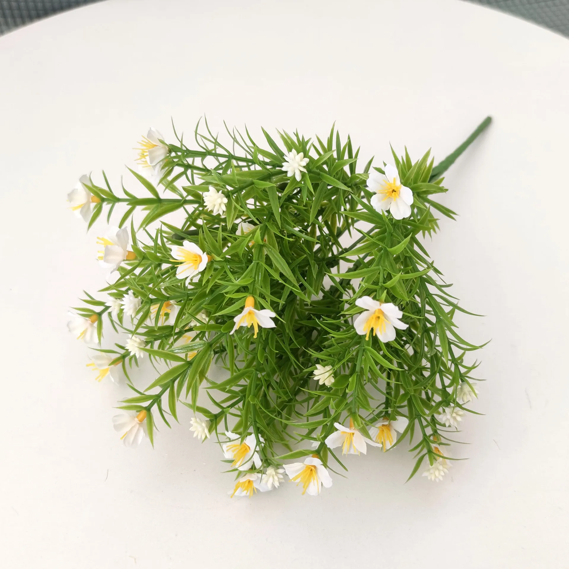 

Simulated Daisy , Wild Chrysanthemum Flower Arrangement With Grass Home Decoration Pastoral Photography Props Full Of Stars 316