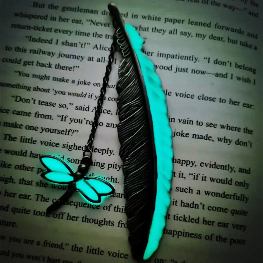 

Luminous Metal Feather Bookmarks Owl Dragonflies Whale tail Pendant Book Marks For Teachers Gift Delicate Book Accessories