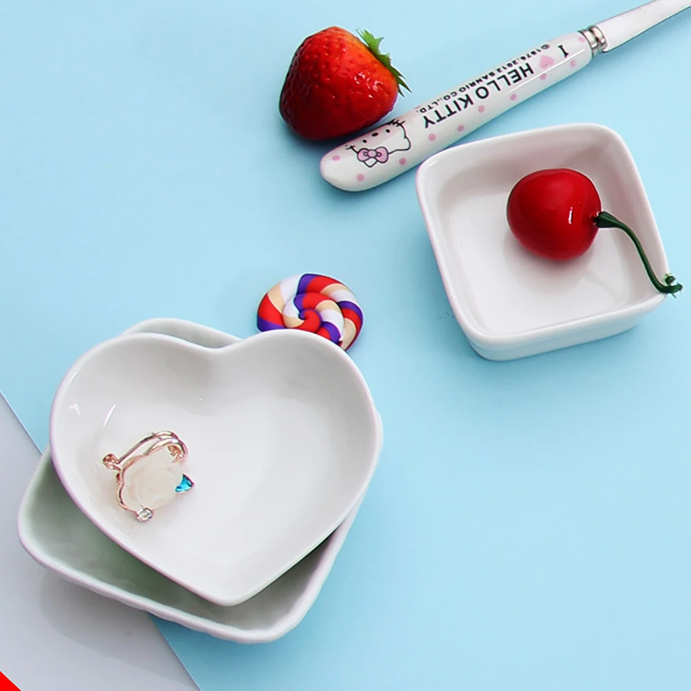 Nordic Ceramic Jewelry Tray Decorative Dish Food Plate Necklace Storage Trays Rings Bracelets Holder Creative Gift Decoration |