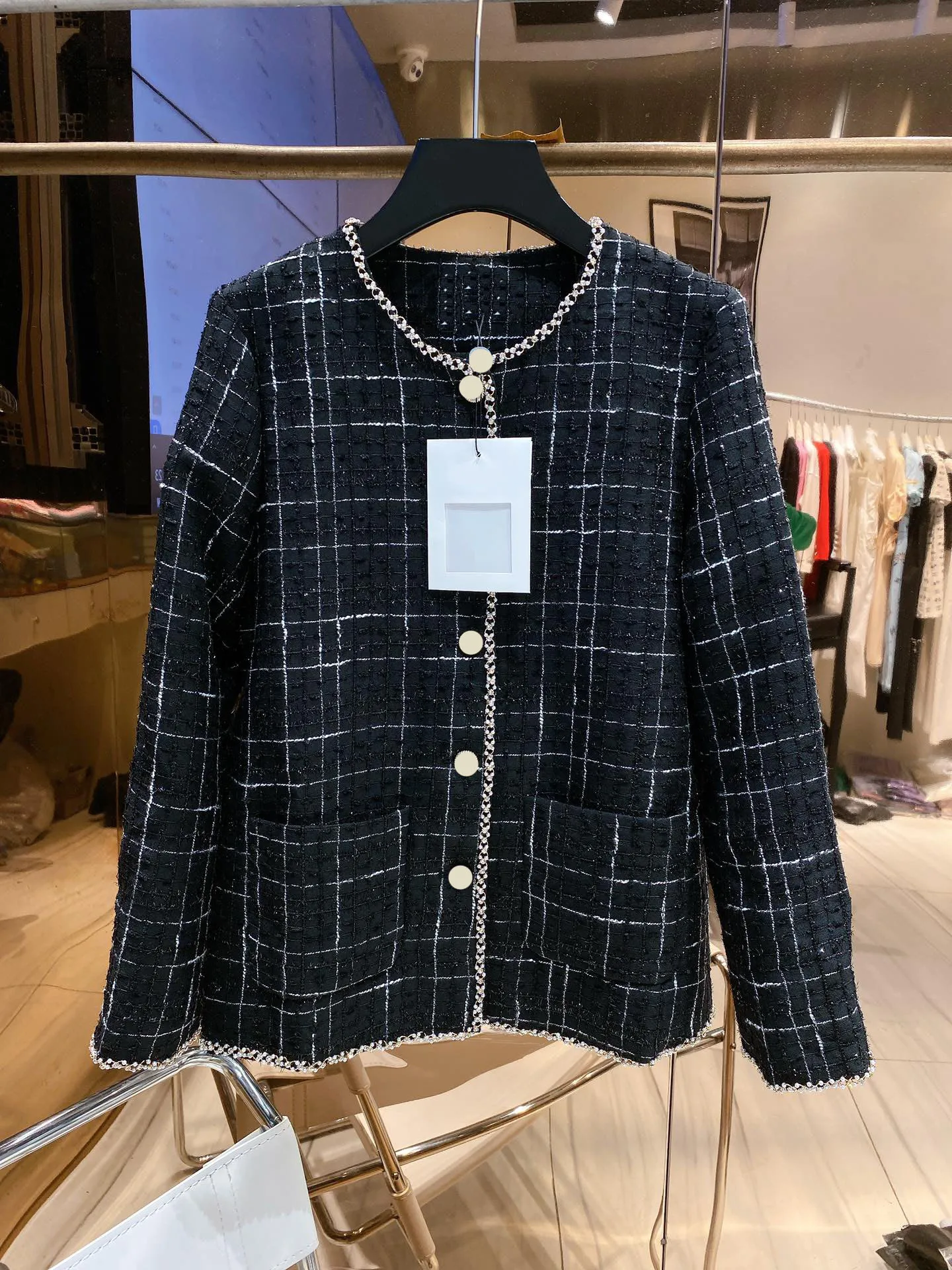 

Женские твидовые куртки в клетку High Street, черные куртки ручной работы с кружевными краями и бусинами, роскошные Брендовые повседневные куртк...