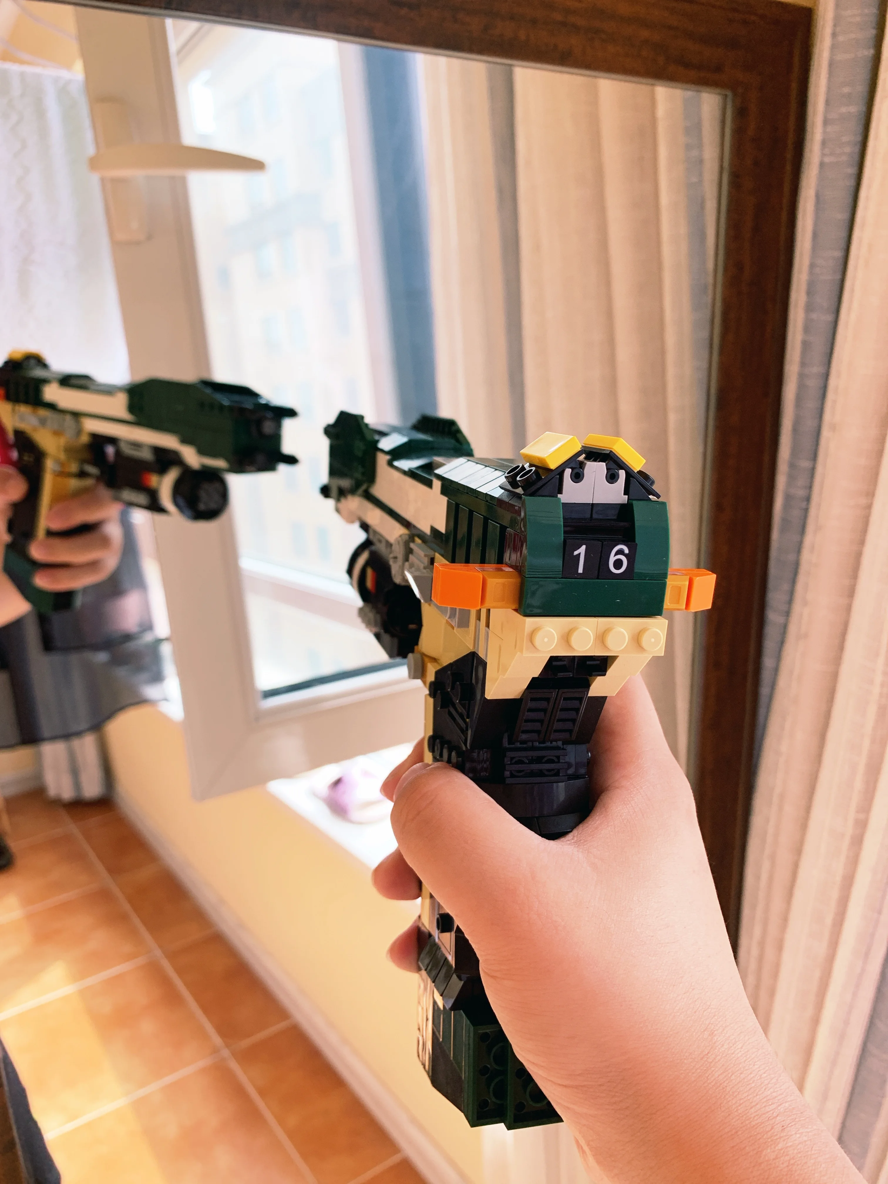 

DIY MOC Titan Falling Iron Yu Pistol Real Proportion GUN Building Blocks toys for children gifts