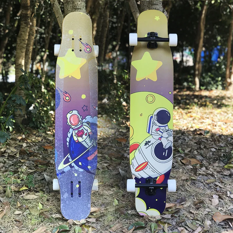 

Luxury Maple Skateboard Anime Design Fashion Aesthetic Longboard Skateboard for Teen Girls Skateboard Fille Skateboarding DK50SB