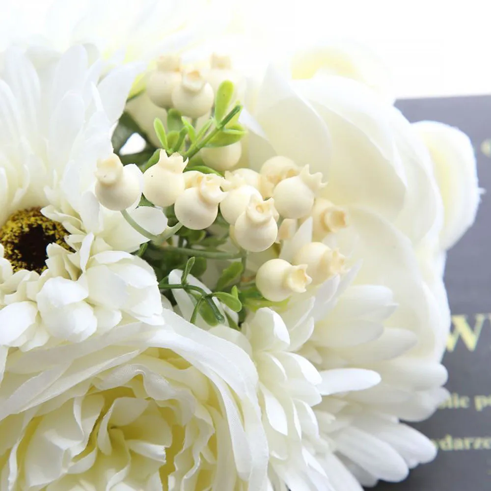 Букет Гербера и пиона 4 больших цветка некоторые ягоды искусственный цветок