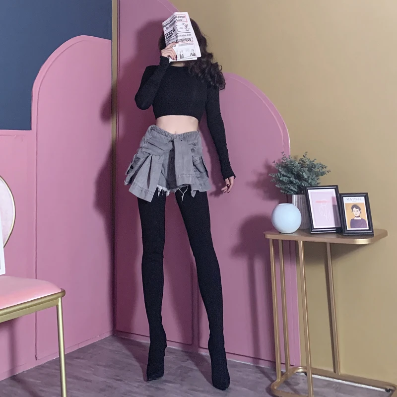 Новинка 2019 Рекомендуемая черная короткая футболка облегающая Модная хлопковая