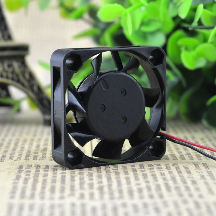 

NEW EFB0405HHA 4010 DC5V Motor protection cooling