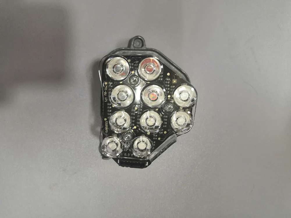 

It is suitable for BMW 5 Series F10 F18 turn signal LED headlamp module 63117271902