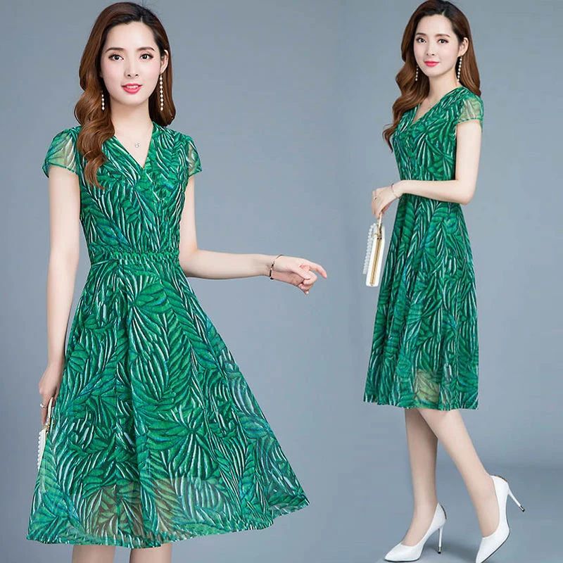 

New Women's Fashion Summer Korean Printed Elegant Medium and Long Size Dresses V-neck Temperament Dresses SS725