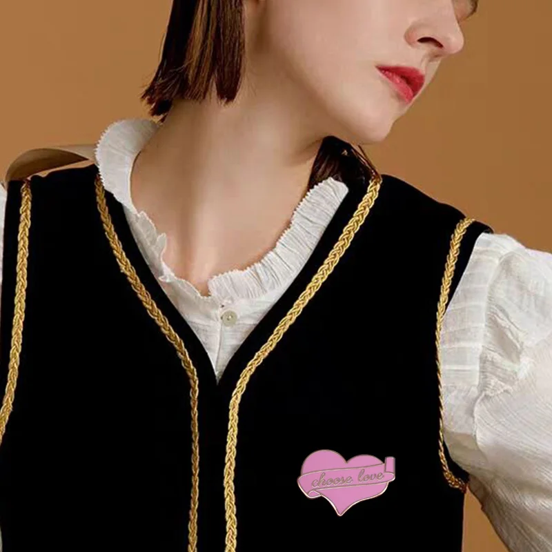 Брошь в форме сердца на выбор | Украшения и аксессуары