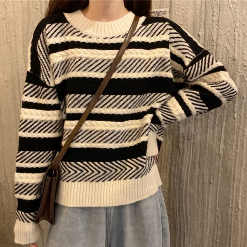 

Sweater Women 2021 New Korean Fashion Commute All-match Round Neck Striped Print Design Loose Casual Knitted Pullover Sweaters