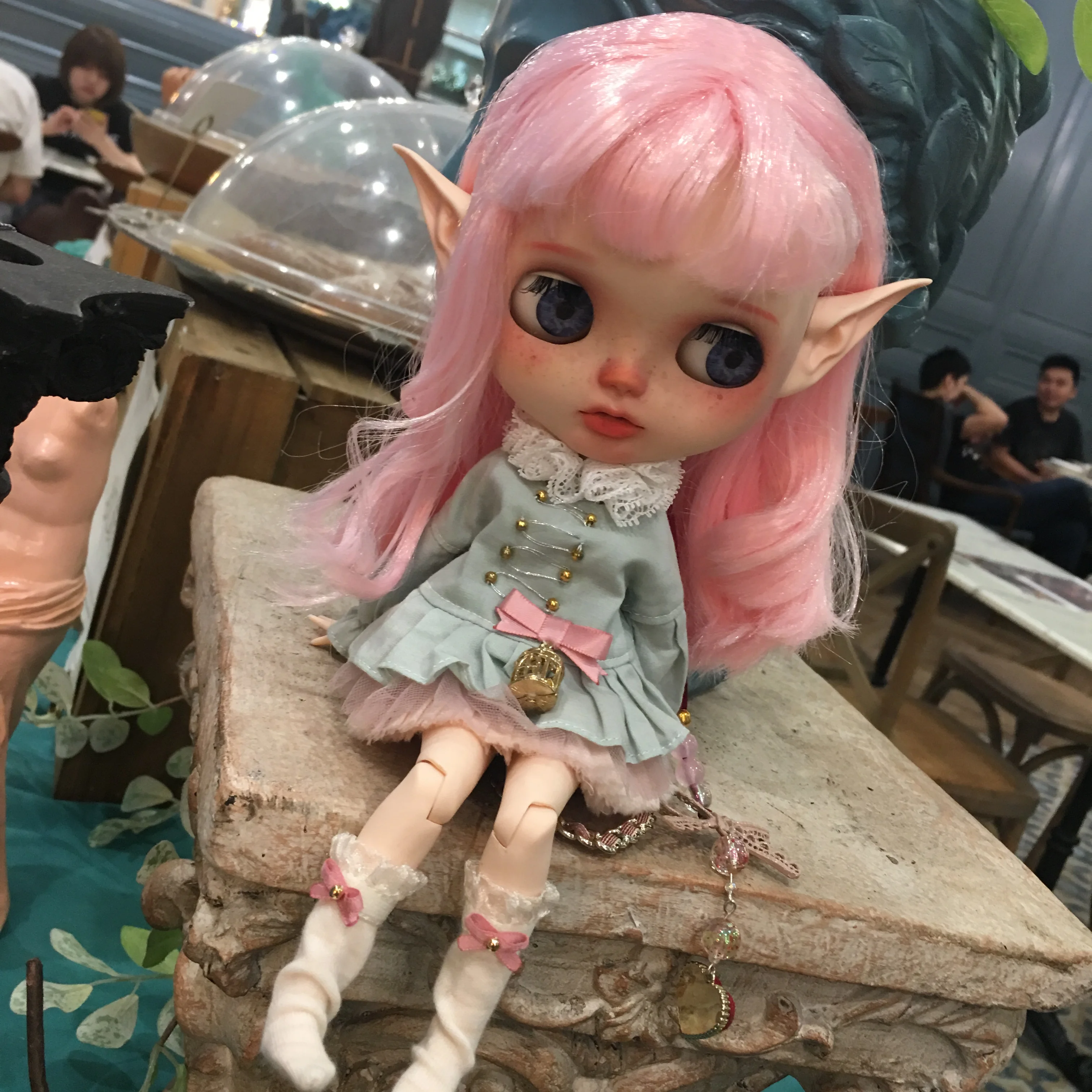 

neo Blyth Doll NBL 1/6 BJD Customized blyth,big eyes doll makeup Ball Jointed Doll with Long pink wig Matte face doll