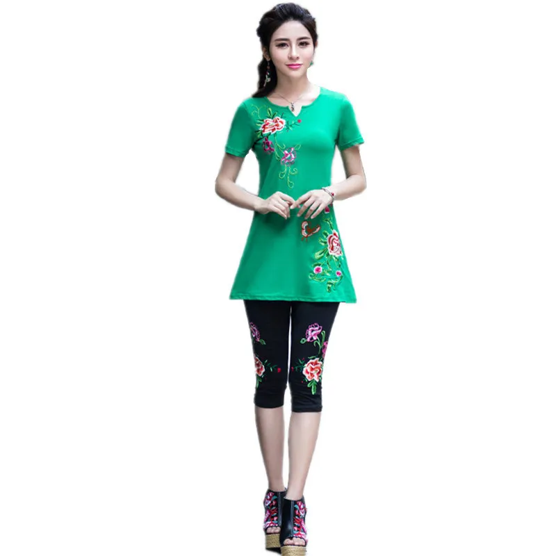 Футболка женская с вышивкой хлопок цвет черный/белый весна-лето | Женская одежда