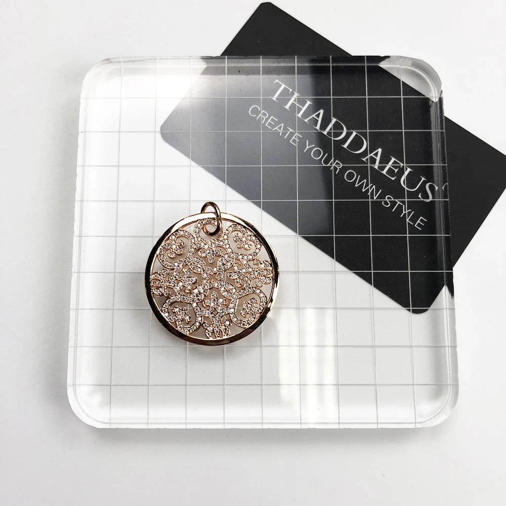 Кулон из розового орнамент 2019 зимняя брендовая модная модель в стиле любящее