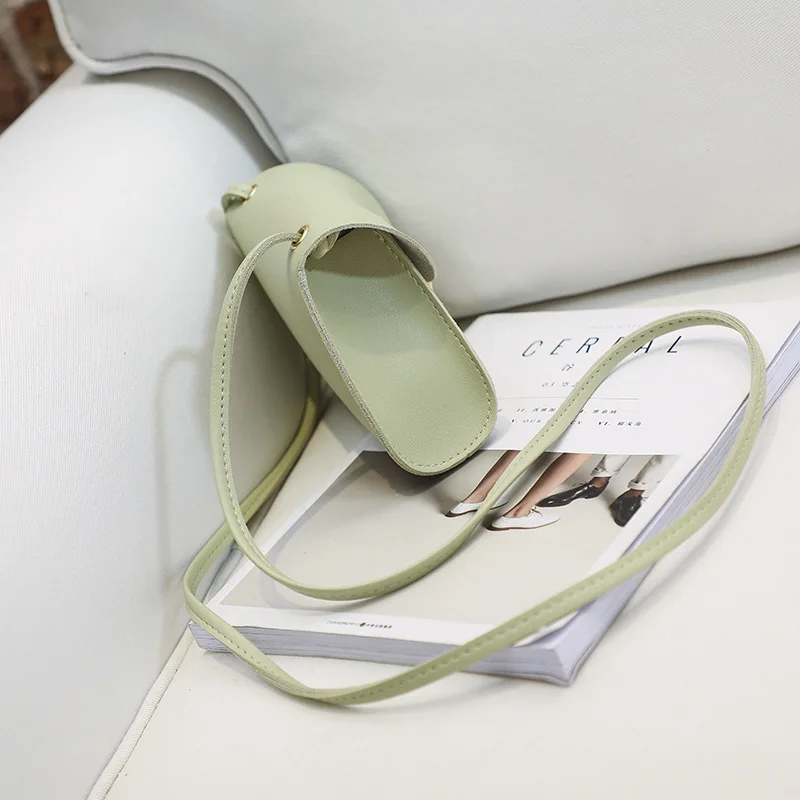 

2020 summer new female bag simple fashion small square bag lady shoulder messenger small bag trendy mobile phone bag small bag