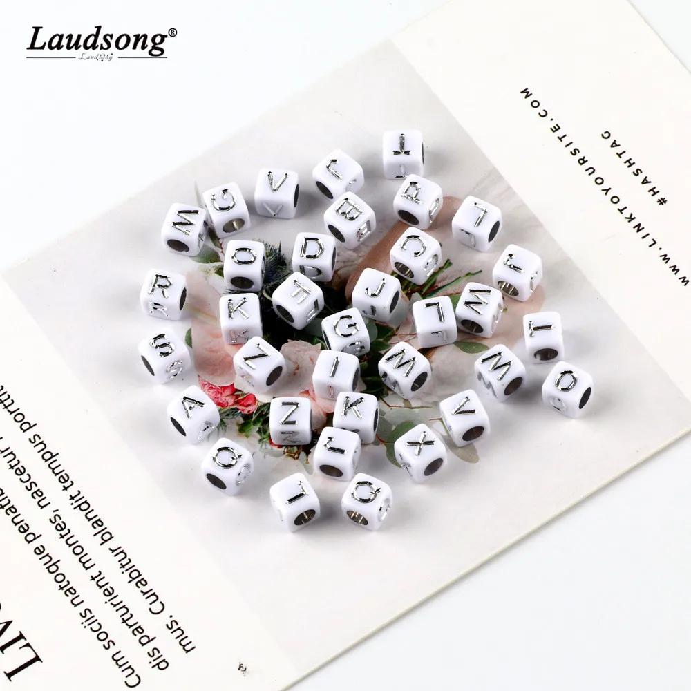 200 шт. 6 мм акриловые бусины с квадратными буквами для самостоятельного