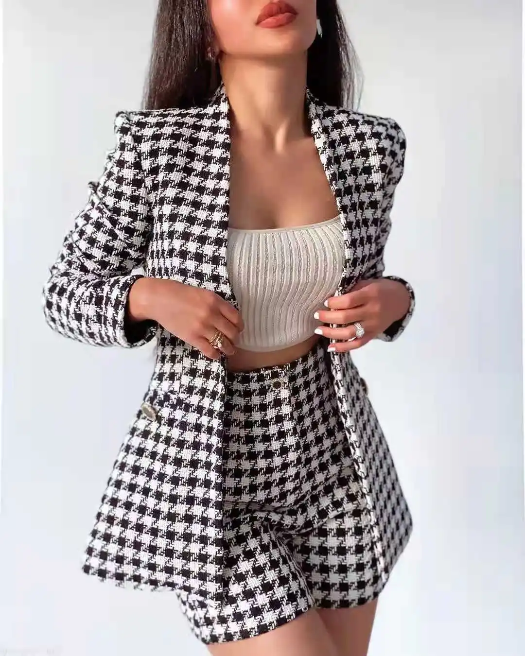 

2021 Tweed Two pieces set Women Vintage V Neck Long Sleeve Office Lady slim Blazer Coat Female Hight Waist Shorts suit