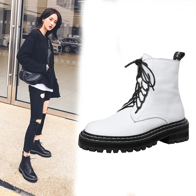 

Женские ботинки из натуральной кожи; Ботинки Martin с круглым носком; Модные полусапожки на шнуровке; Женская обувь на платформе; Ручная работа...