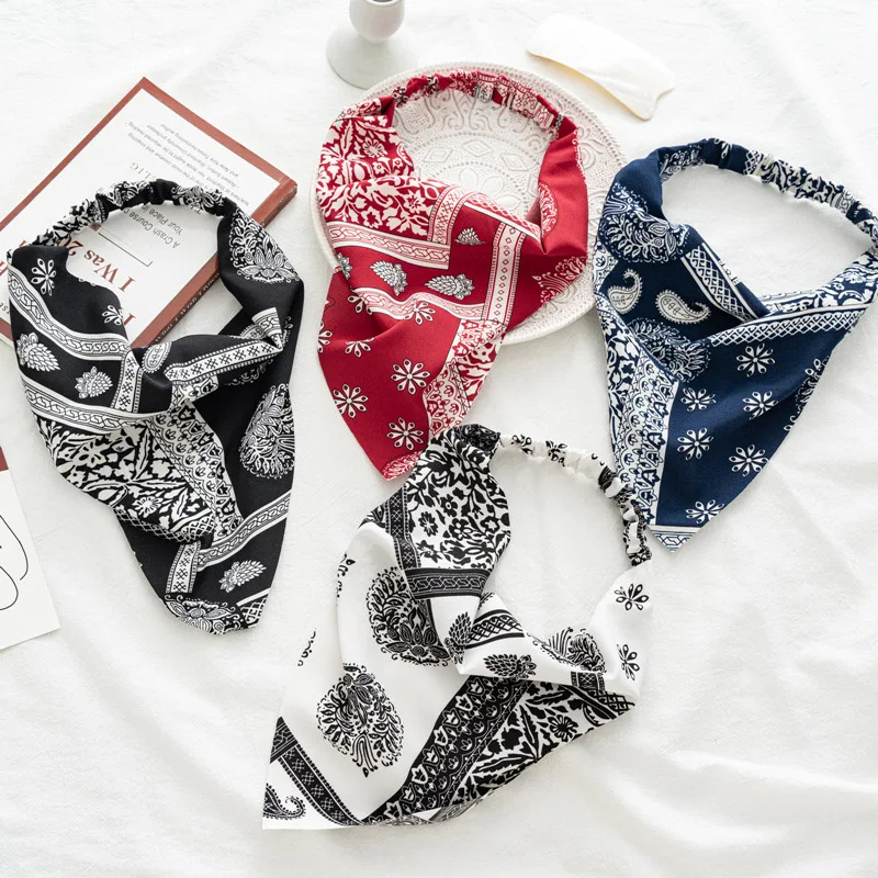 

Женский треугольный шарф для волос аксессуары для волос в винтажном стиле фарфоровая повязка на голову в цветочек милый модный Тюрбан повя...