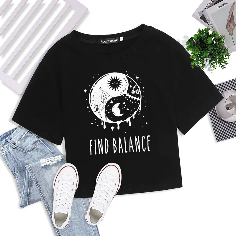 

Black Goth T-shirts Women Crop Tops Taichi Printed Vintage Black Sexy Bodycon Tops Harajuku T-shirt Lady Short Sleeve Basic Tee