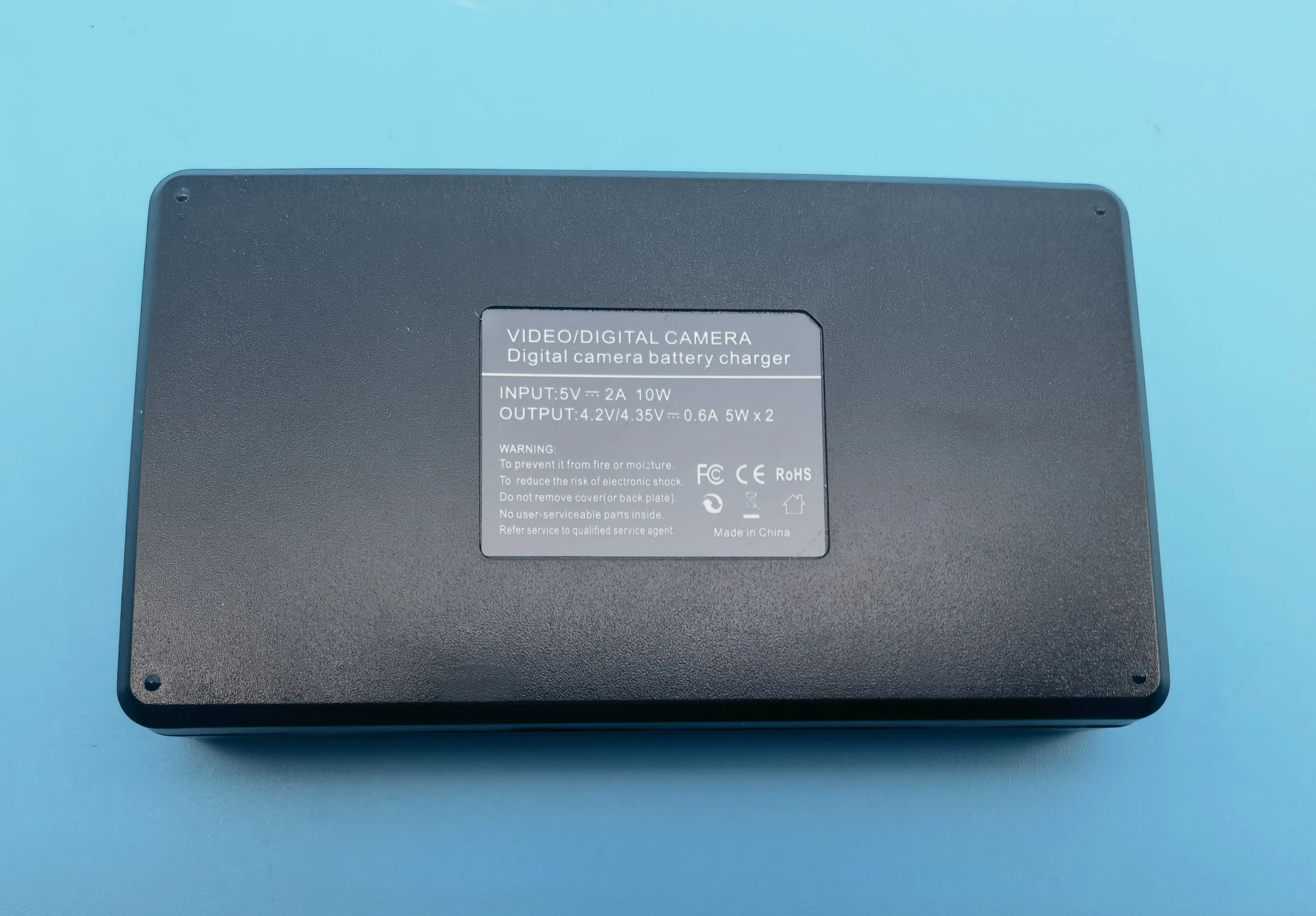 Зарядное устройство USB для фотокамер Canon зарядки аккумуляторов с ЖК-дисплеем BP718