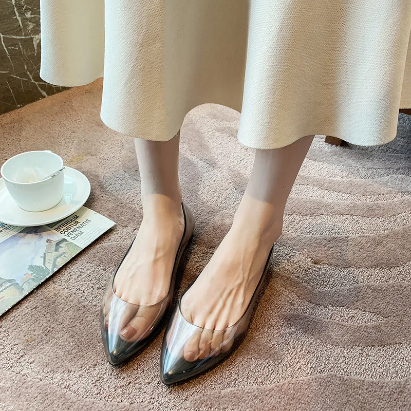 Pointed Fashion Jelly Shoes Women's Shallow Mouth Korean Version of Casual Low-help Plastic Waterproof Crystal Sandals