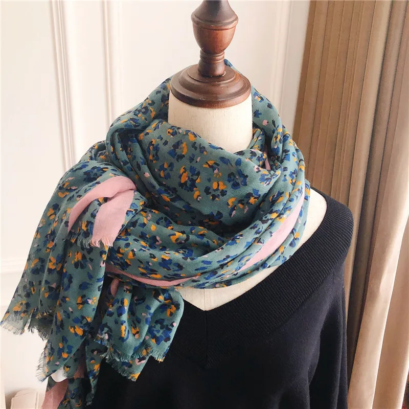 

2020 Элитный бренд женский вискозный шарф Полька в полоску с цветочным рисунком и с платки и теплые осенние Обёрточная бумага снуд Bufandas мусул...