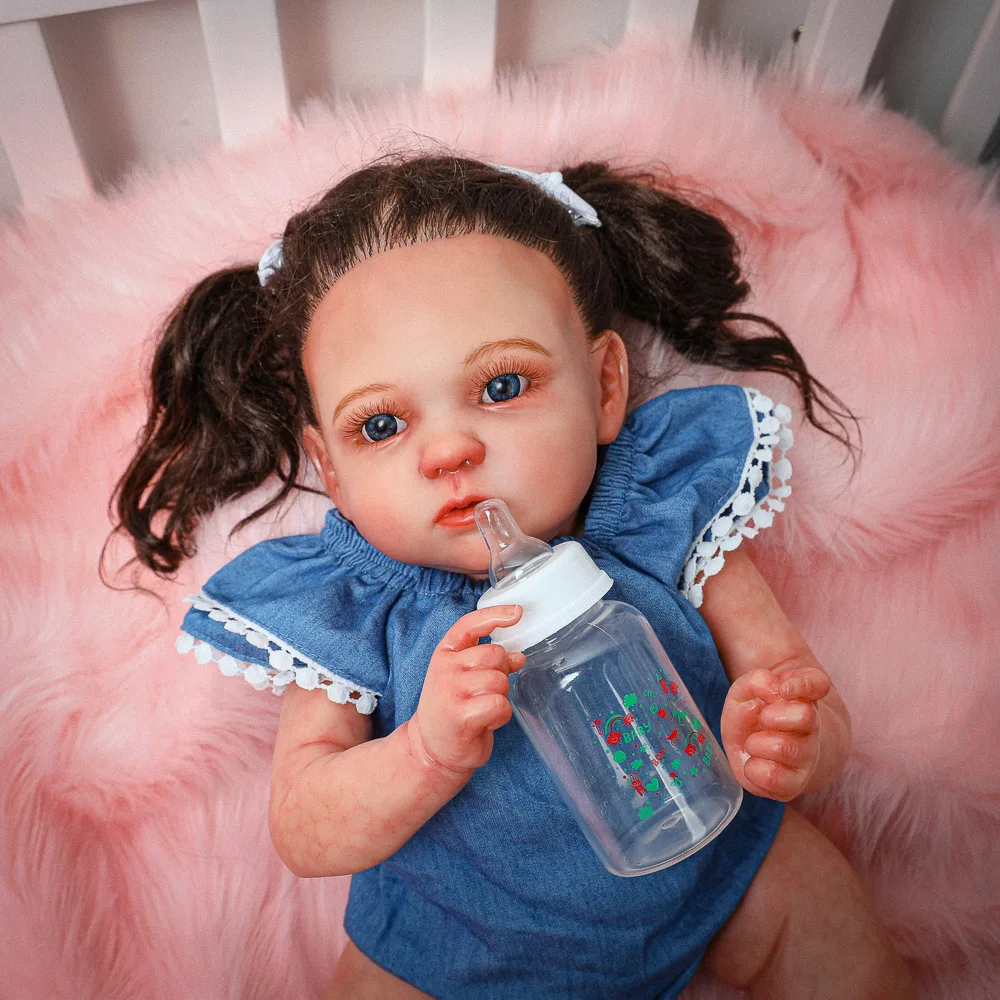 

New 56CM Reborn Baby 22" Blue Eyes Black Haired Girl Toddler Doll Lifelike Cute Babies Soft Cotton Body Silicone Dolls Toy Gifts