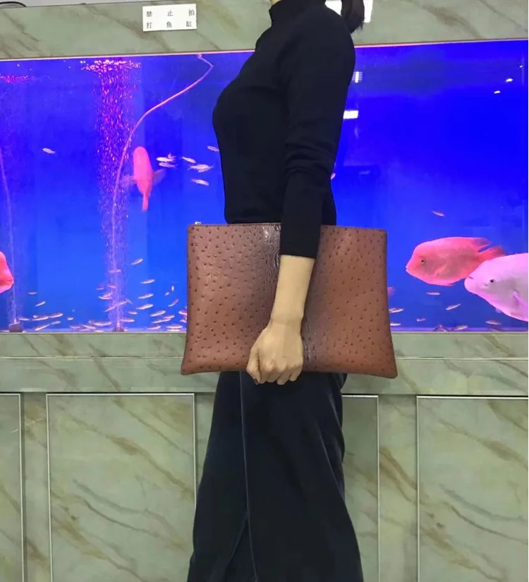 Большая женская папка для документов формата А4 под крокодиловую кожу модная