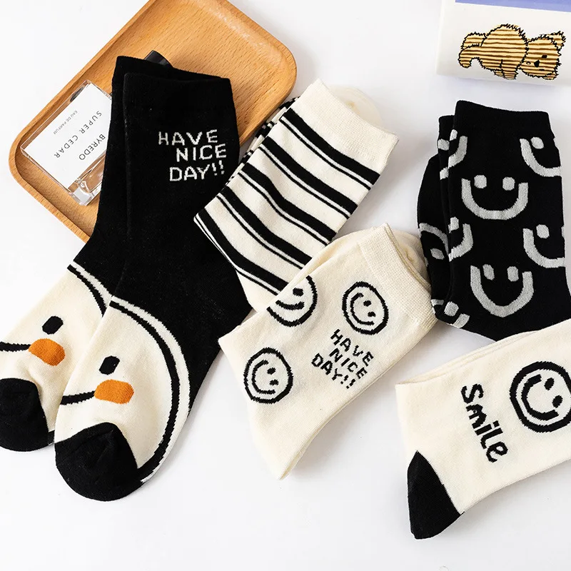 Korea Smiling Face Harajuku Women Socks Kawaii Cute Funny Cotton Socks Unisex Happy Casual Streetwear  Woman Socks