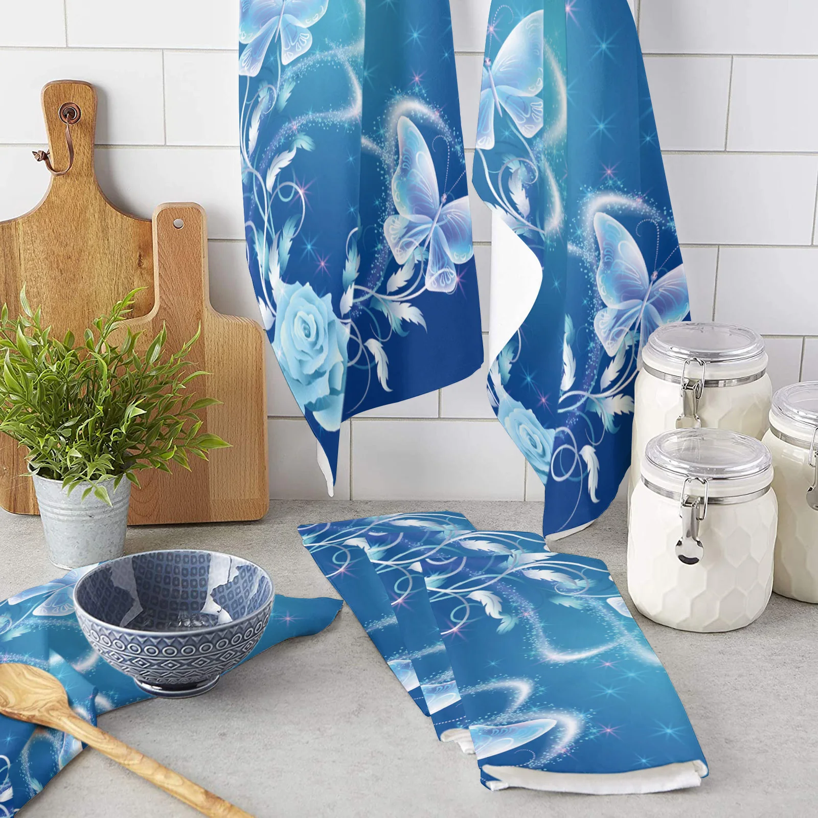 

Кухонное полотенце из микрофибры с цветами и бабочками